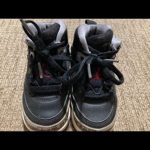 Toddler Boy Little Jordans - Size 7